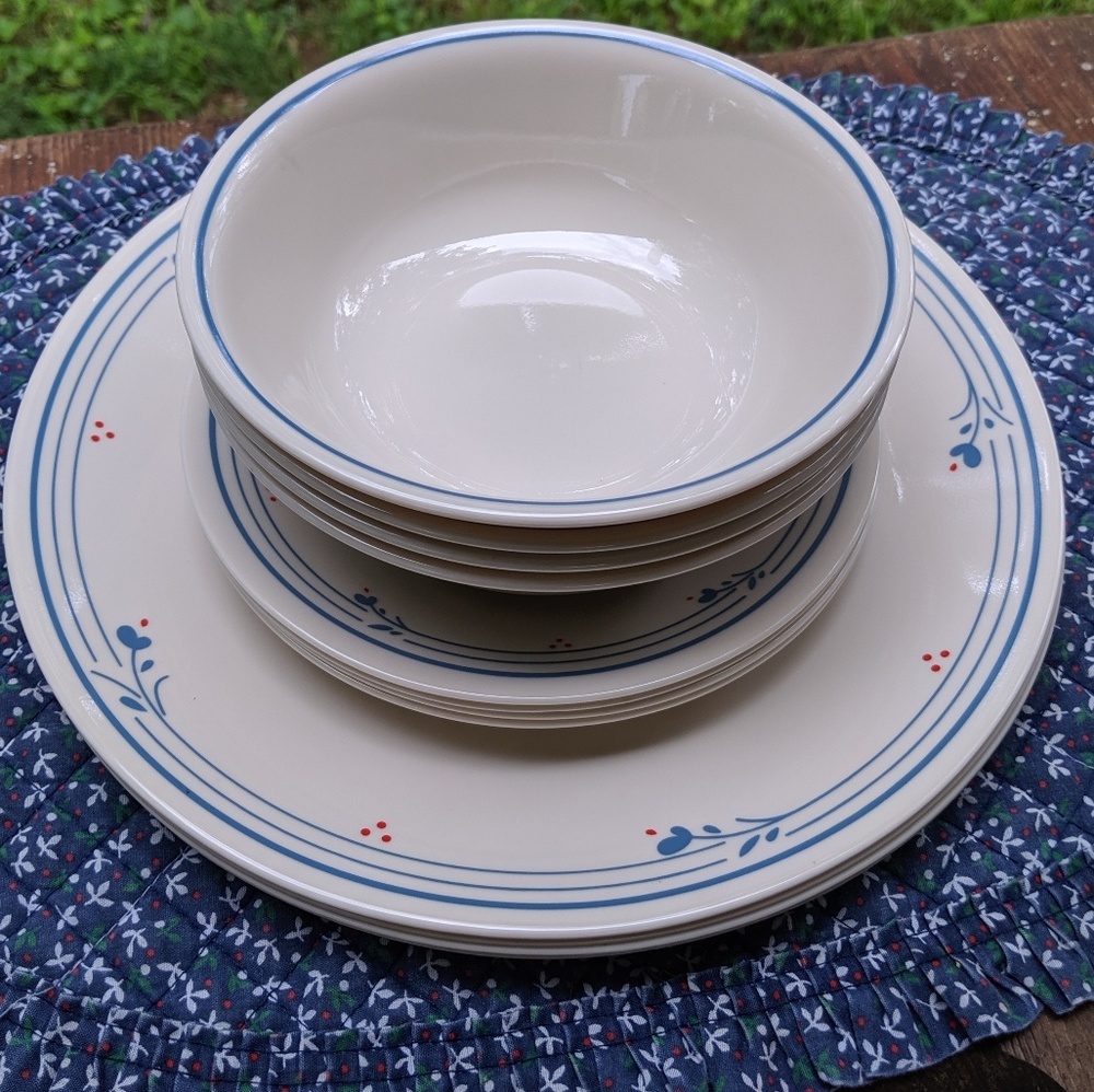 Corelle Country Violets Dinnerware